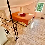 Renove Avec Jardin Prive Et Cloture * Bagard