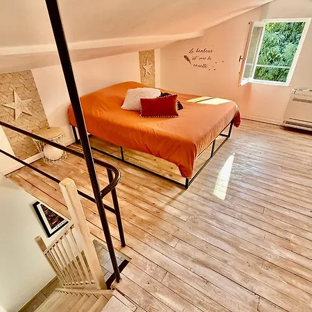 Renove Avec Jardin Prive Et Cloture * Bagard
