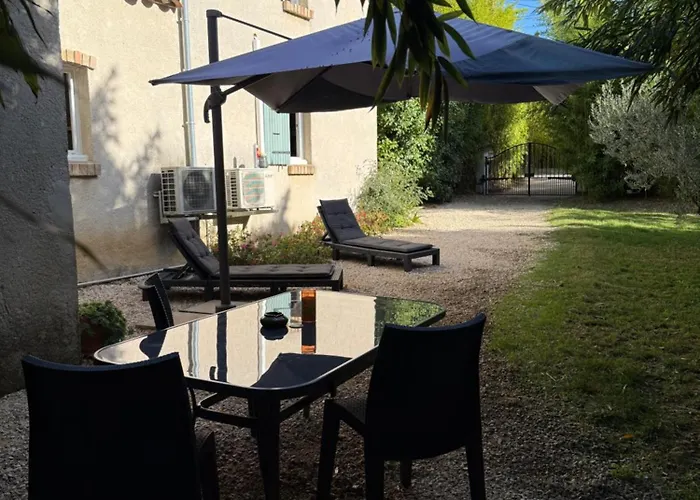 Renove Avec Jardin Prive Et Cloture *